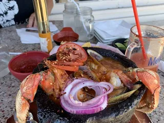 Los Molcajetes
