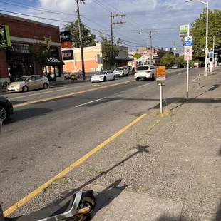 Street parking out front when the right time