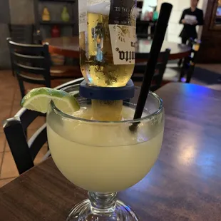 a margarita in a glass