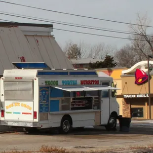 Dos de Oros as seen on 1500 Galvin Rd in Bellevue.