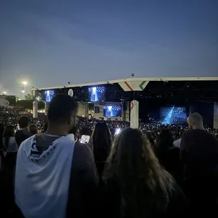 Mid-concert shot from the lawn