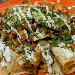 Chicken nachos.