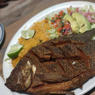 Mojarra Frita and rice