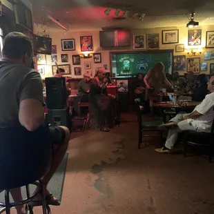 Betty Shirley singing the blues and swing