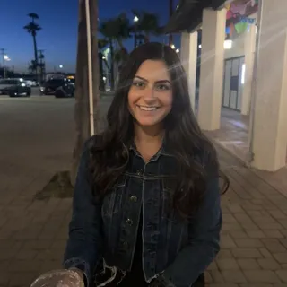 Daniella Y.