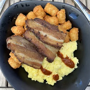 Dos Olivos Breakfast