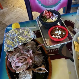 Carnitas platter