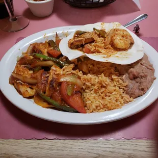 Seafood ranchero combo