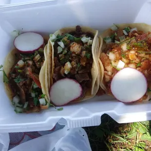 Tacos togo- Buchen, Asada, Cabeza