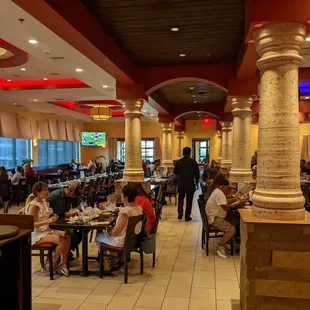 ramen and noodles, interior