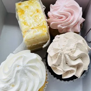 Pineapple Cake