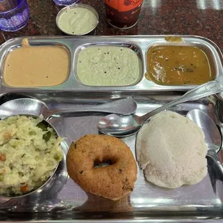 C6 Idly , Vada , Uppma