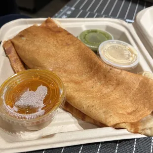 Masala dosa with 3 dipping sauces: Sambar, mint chutney, coconut chutney