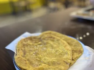 Desilicious Cafe