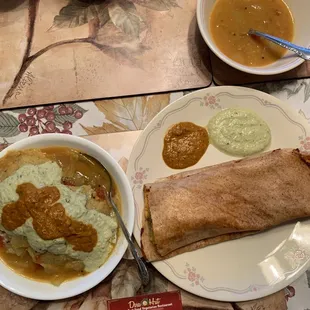 Superb idli&apos;s and Mysore Masai dosa. Really good.