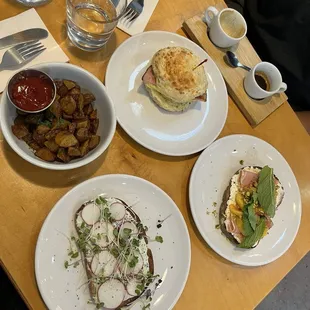 Rosemary biscuit, tartines, home fries.