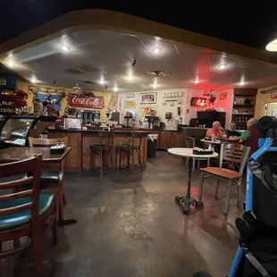 Main dining area, early before the crowd came in.