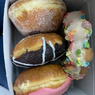 Coconut Milk Cookies & Cream Ice Cream