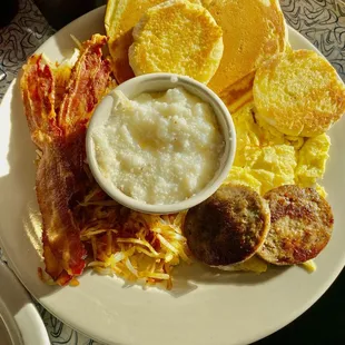 B Big Dot Breakfast Platter