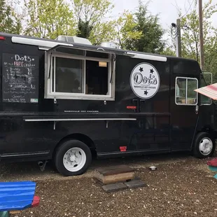 a black food truck