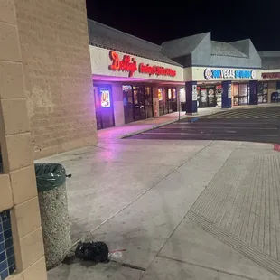 Dottys on Jones and Flamingo