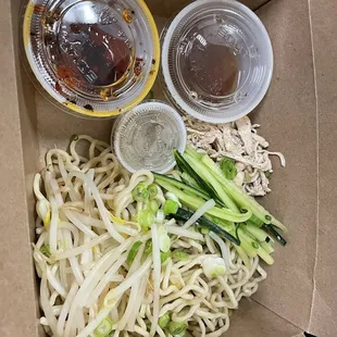 Cold noodles with shredded chicken and cucumber