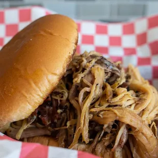 Pulled pork sandwich