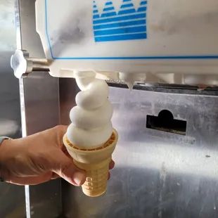 Soft serve ice cream
