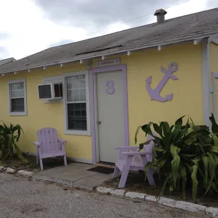 Our cruisey little cottage, those chairs have beer holders ;)