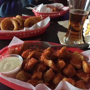 Really good chunks! Lightly breaded and today's special. Delicious.