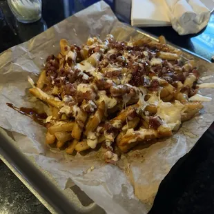 Honey bourbon sriracha fries