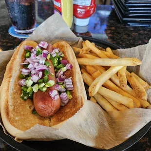 Hit dog  and fry  basket.