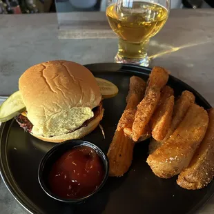 Potato Wedges vegan burger