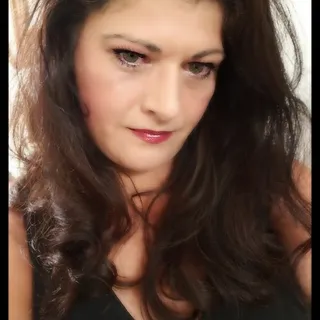 Angelique C.