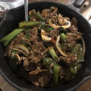 Skillet Black Pepper Beef