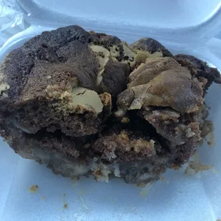 hurricane or tornado or earthquake cake. I forgot the name but it was named after some weather element lol.