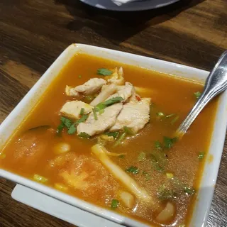 Tom Yum Kai
