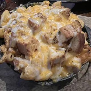Buffalo Chicken Mac n Cheese