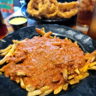 Chili cheese fries