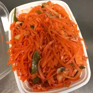 ramen and noodles, food