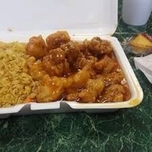 food, chicken wings and fried chicken