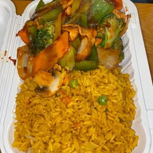 92. Szechuan Chicken. Loads of vegetables!