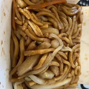 Chicken Lo Mein