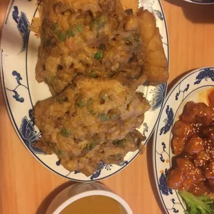 Chicken foo young w gravy