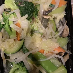 Vegetable chow mein