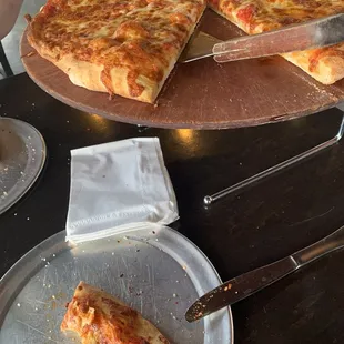 Large cheese pizza
