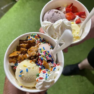 2 doubles, strawberry/pineapple w pretzels/sprinkles/cream, sweet cream+cherry w strawberries/cream