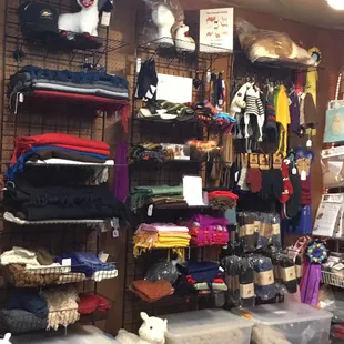 Alpaca Products: Hats, Gloves, Scarves, Ponchos, Ruanas