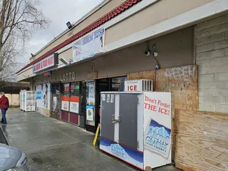 Bobby's Discount Liquors