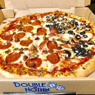 Half pepperoni &amp; sausage, half olive &amp; mushroom, large. Very nice.